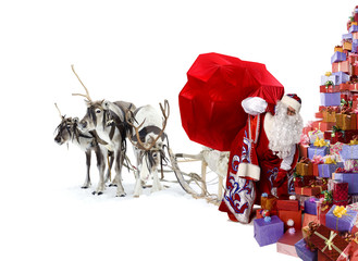 Santa Claus, his deer and many xmas gifts