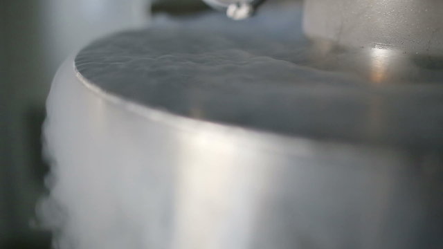 Stainless steel dewar barrel 