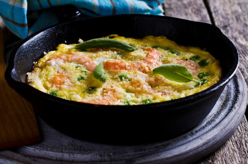 Omelet with shrimp and peas