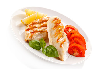 Grilled chicken fillet and vegetables 