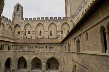 Fototapeta na wymiar Pope palace in Avignon