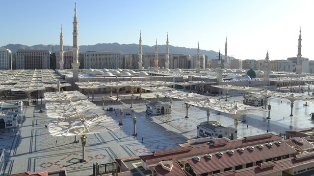 Naboi haram (masjed) at daylight loop