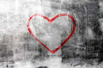 sConcrete wall  with heart graffiti

