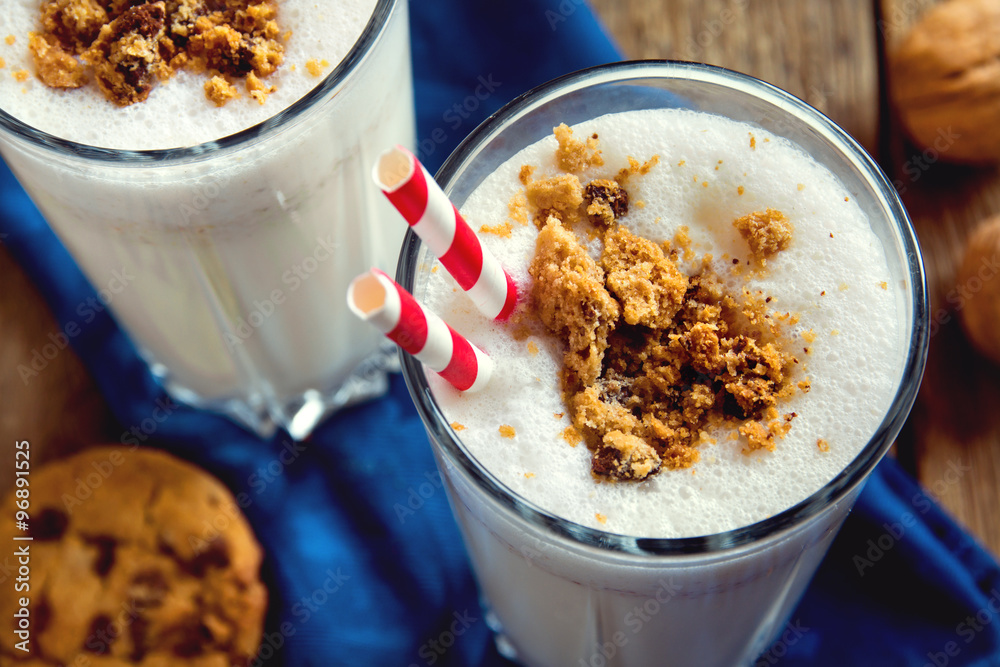 Poster milkshake with cookies