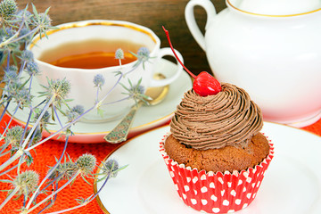 Cake with Cream and Cherry, Cupcake