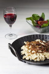 Bayerische Kaesspaetzle