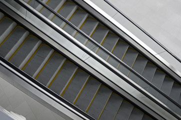 Obraz premium The escalator at office building