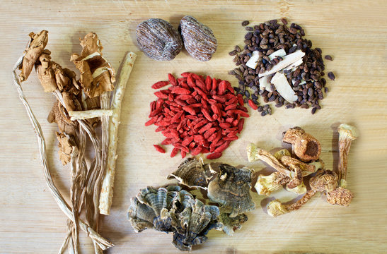 Chinese herbal soup ingredients