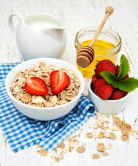 Muesli with strawberries