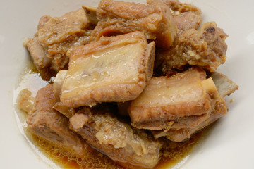 Grilled pork ribs with rice and spices