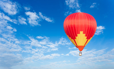 Fototapeta premium Colorful hot air balloon