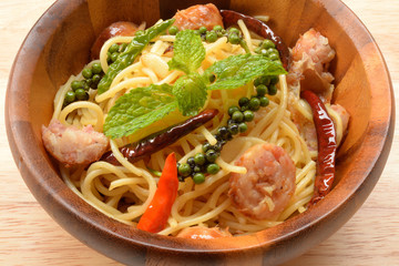 Spicy spaghetti stir fry with sausage