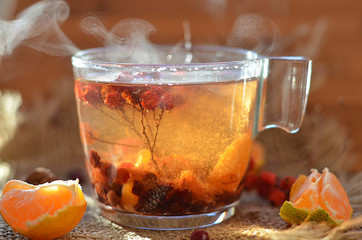 Чай с ягодами.