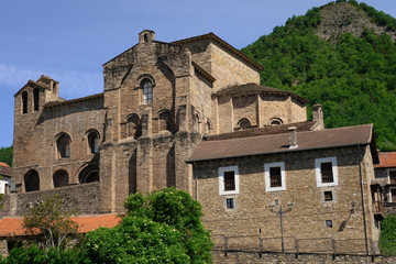 Fototapeta na wymiar Kloster San Pedro in Siresa