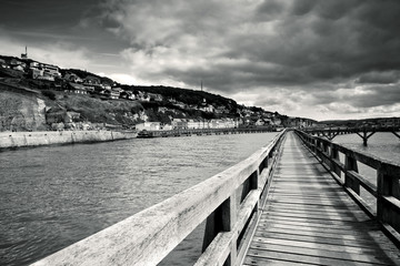 Fototapeta premium Walkway in the Port of Fecamp