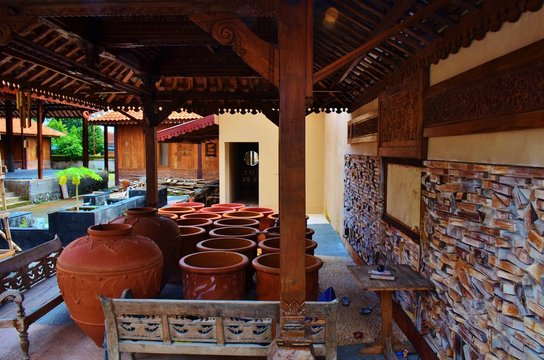 Ceramic ewer shop in historic center of the city, Jogyakarta, Java, Indonesia