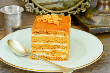 Cake with Condensed Milk, Nuts and Honey.