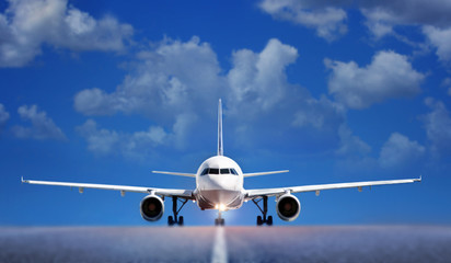Boing on runway