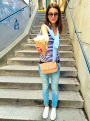 Obraz premium girl with icecream