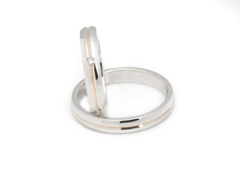 Gold wedding rings with diamonds 