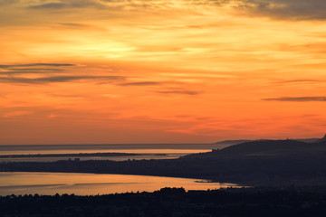 ciel coloré sur le cap d'antibes