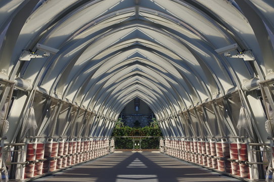 passerelle couverte