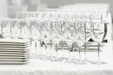 empty glasses on the white table