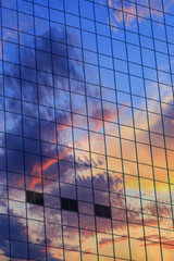 Fototapeta premium exterior of contemporary glass business center