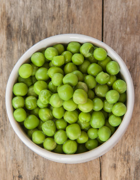 fresh Green peas close up