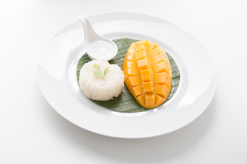 Naklejka na ściany i meble Mango with Sweet Sticky Rice, Thai style tropical desert