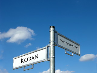 Obraz premium View of signboard against blue sky