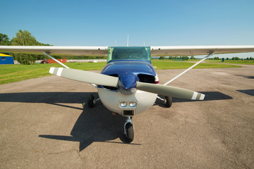 Private propeller plane © Maksym Dragunov