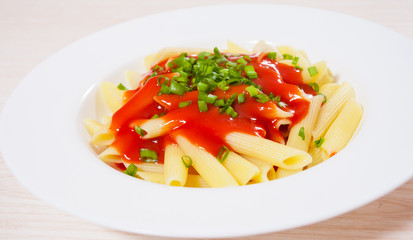 Penne pasta with tomato sauce