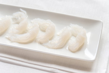 Shirataki noodles
