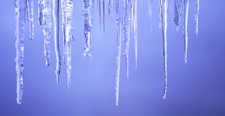 Hängende Eiszapfen