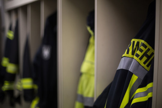 german fire fighter work wear