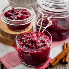 Cranberry Cinnamon Sauce