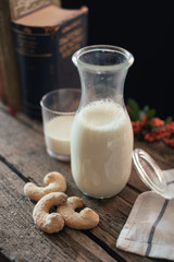 Fresh milk and cookies