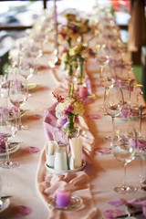Wedding table setting for ceremonies