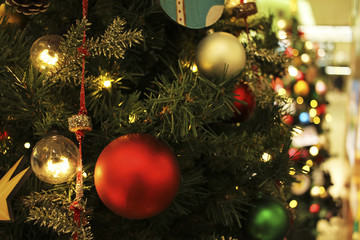 Obraz na płótnie Canvas Decoration of the Christmas tree