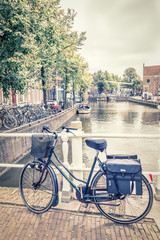 Fototapeta premium Alkmaar canal and bicycles, The Netherlands