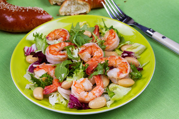 Shrimp and white bean salad