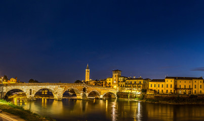 Fototapeta na wymiar Ponte di Pietra. Bridge in Verona