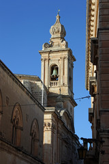 Fototapeta na wymiar Malte, église baroque des Carmélites à Mdina