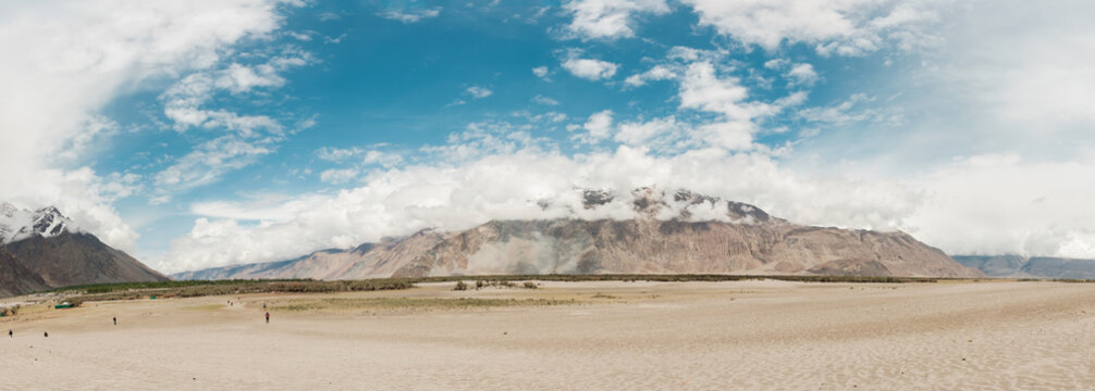 sand dune at Hunder village, India