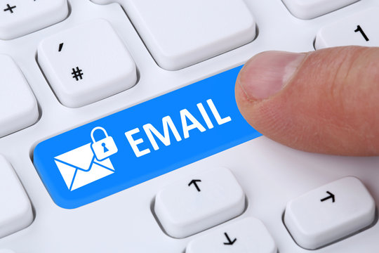 Sending encrypted E-Mail email protection secure mail via intern