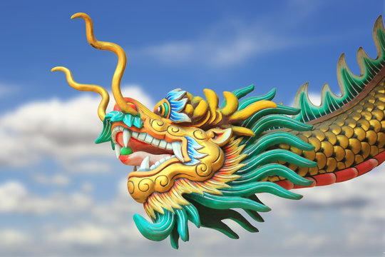 china dragon statue flying in the sky