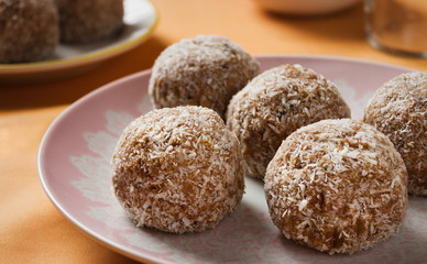 Coconut Balls