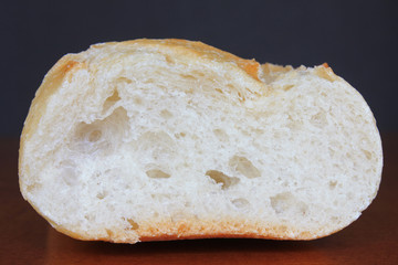 Tranche de baguette de pain 