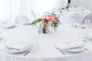 Served white wedding table layout